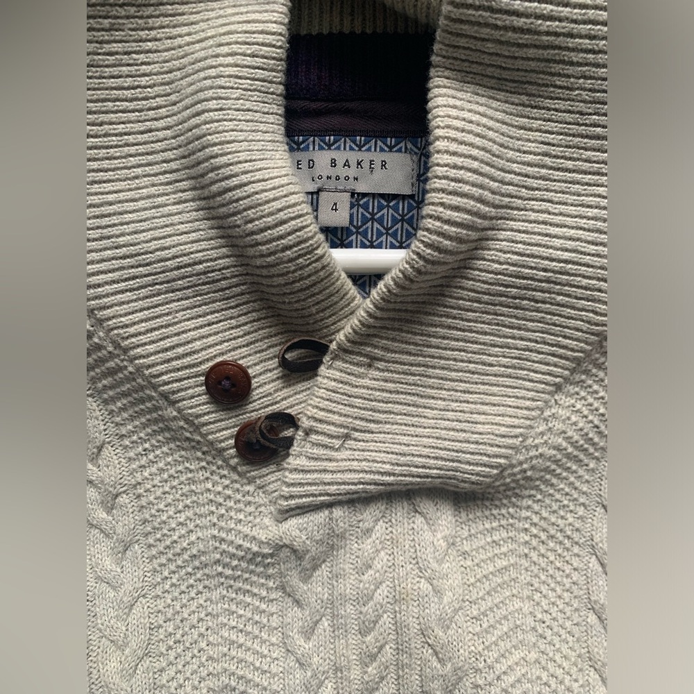 Ted Baker Wool Mix Cable Knit Shawl Sweater Cream Size Large - Picture 5 of 6